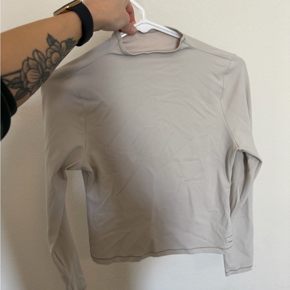 Vuori Women's Long Sleeve Top - Beige